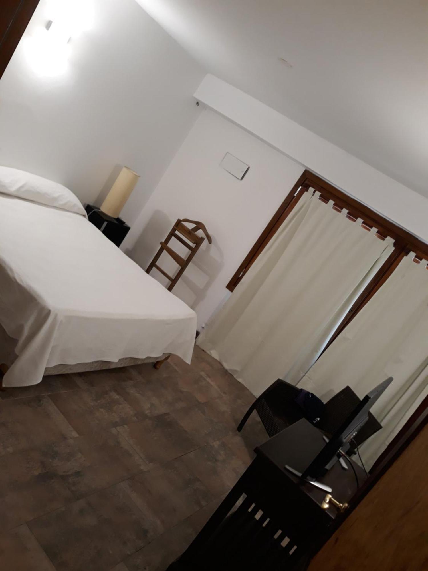 La Tavola Hotel Pinamar Buitenkant foto
